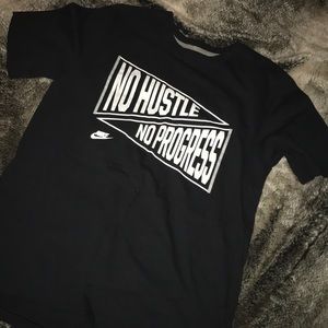 SOLD!Mens Nike T-shirt